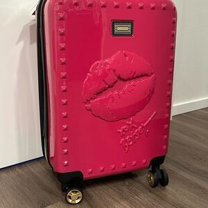 Luggage 20”Betsey Johnson Magenta Suitcase with Gold Accents and big Lips